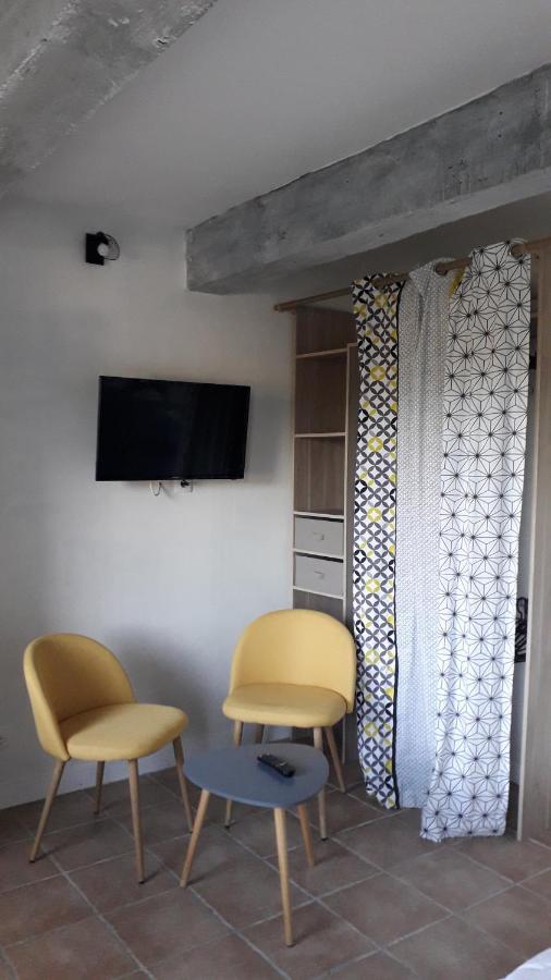 Bed and Breakfast Les Vingalieres Salernes Exterior foto